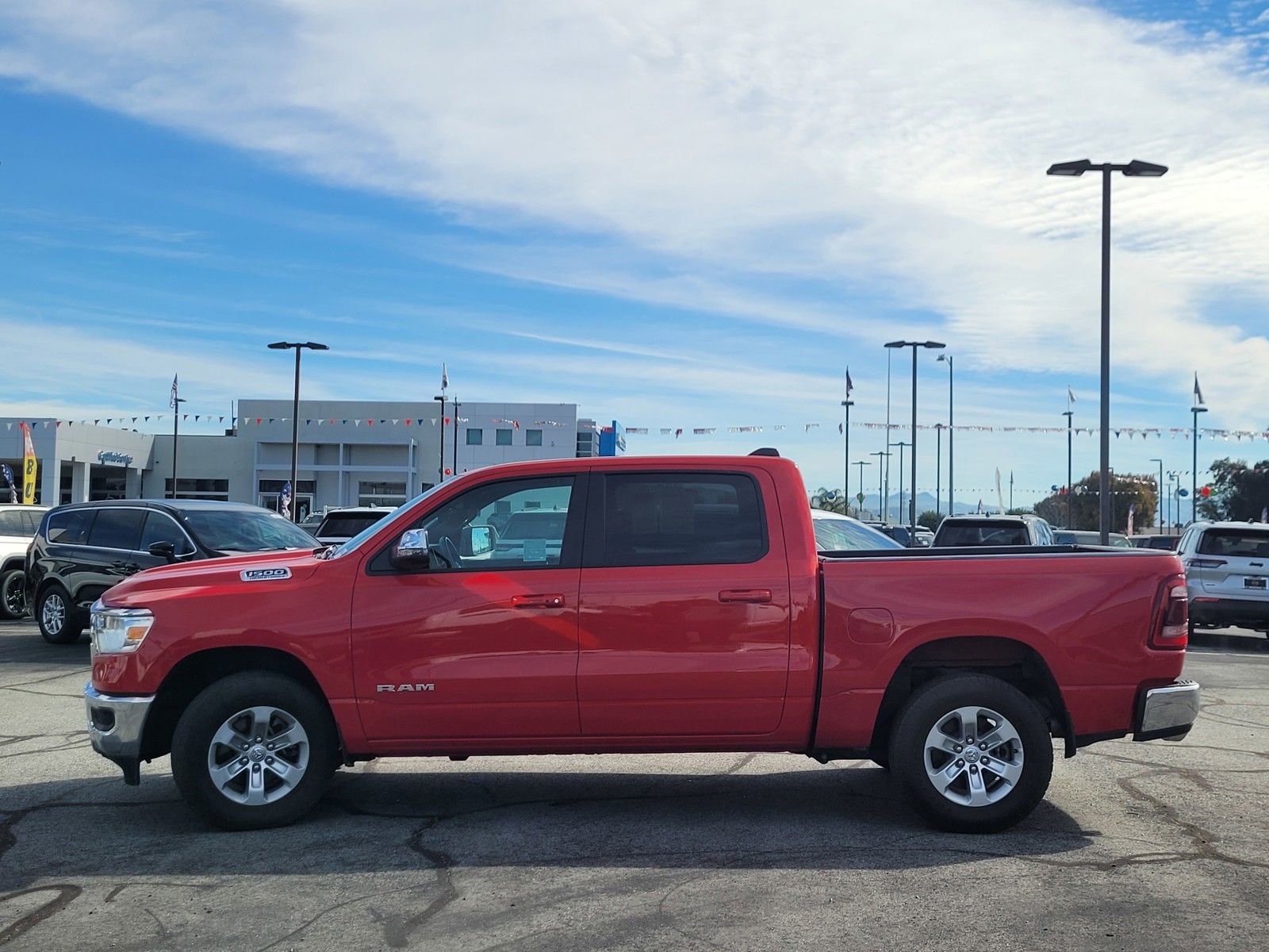 Used 2024 RAM 1500 Laramie image 9