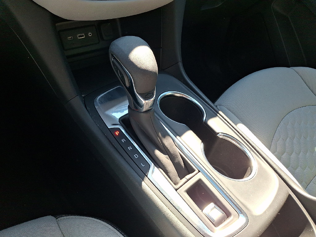 Used 2021 Chevrolet Equinox LS w/ LS Convenience Package FWD image 16
