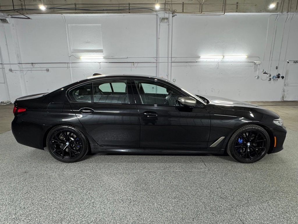 Used 2023 BMW M550i xDrive AWD/4WD image 12