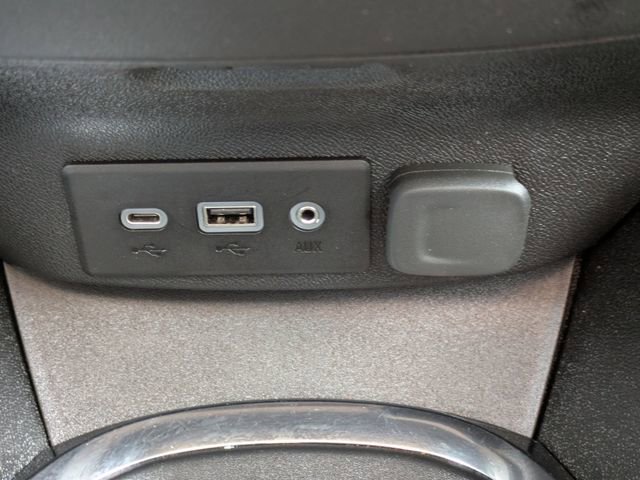 Used 2025 Chevrolet Malibu LT FWD image 24