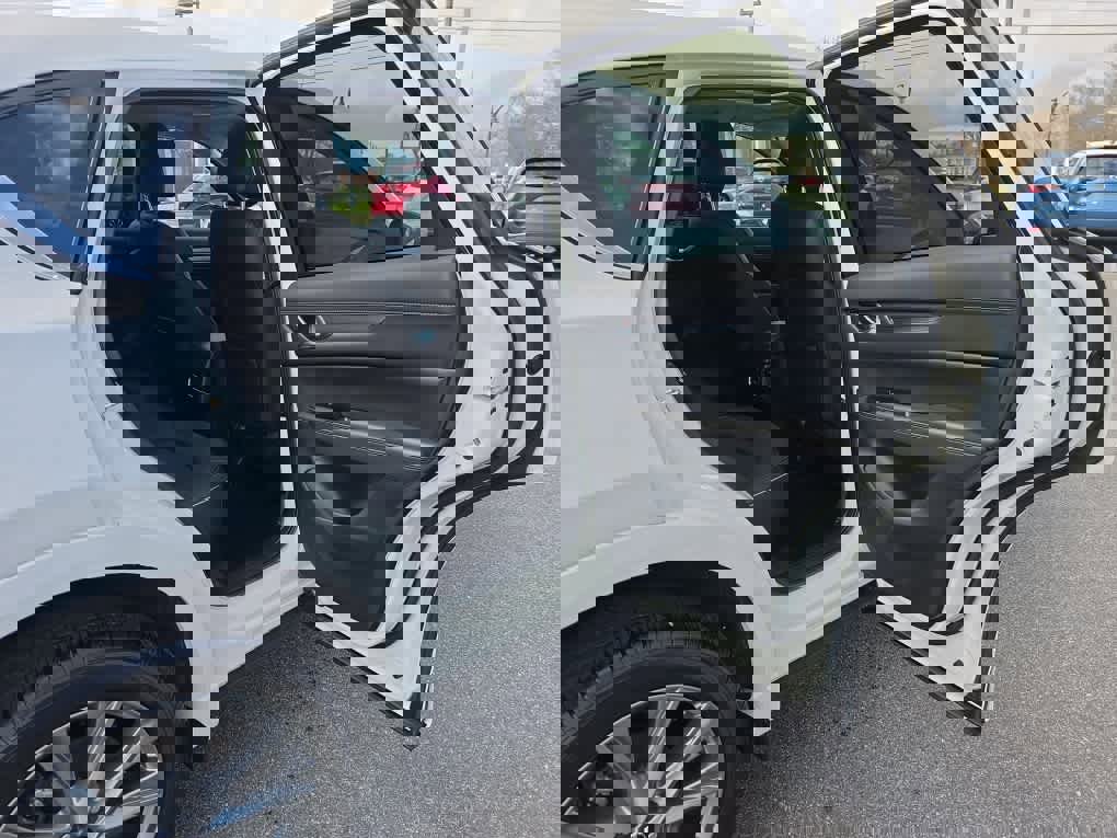 Used 2025 MAZDA CX-5 AWD 2.5 S w/ Premium Plus Pkg image 26