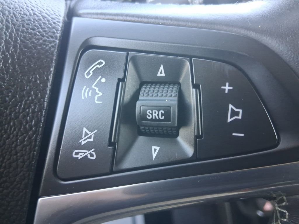 Used 2018 Buick Encore Essence image 21