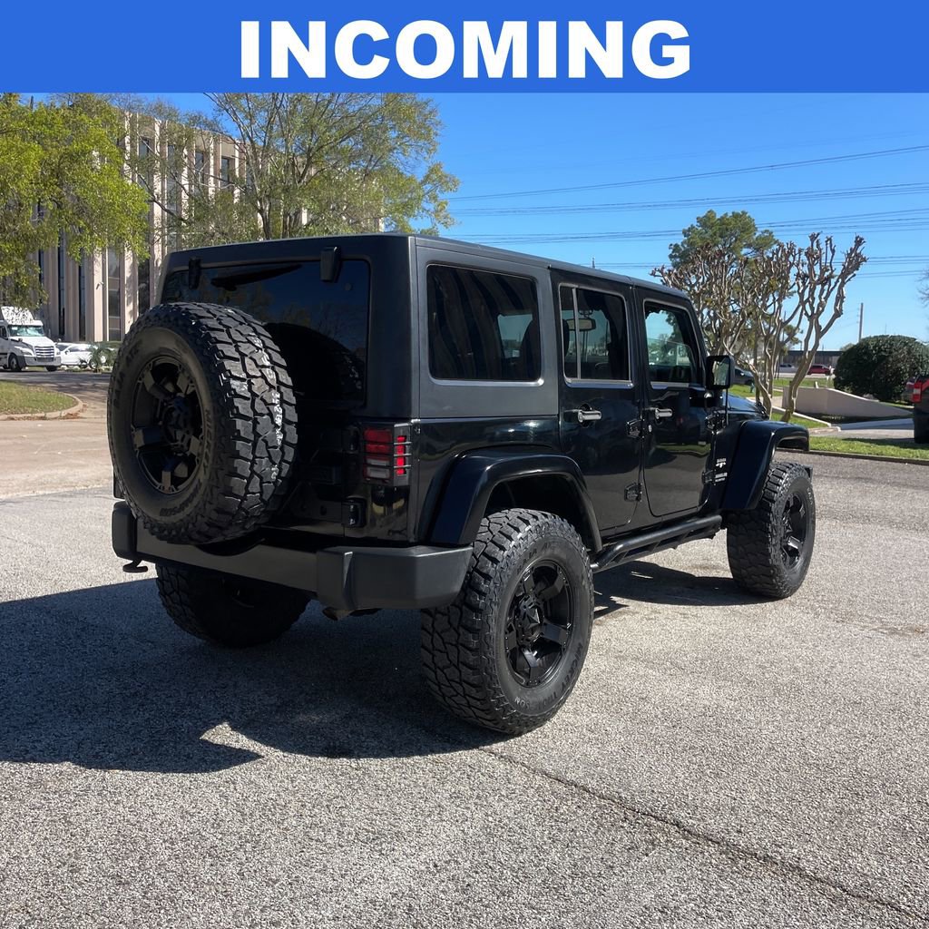 Used 2017 Jeep Wrangler Unlimited Sahara image 5