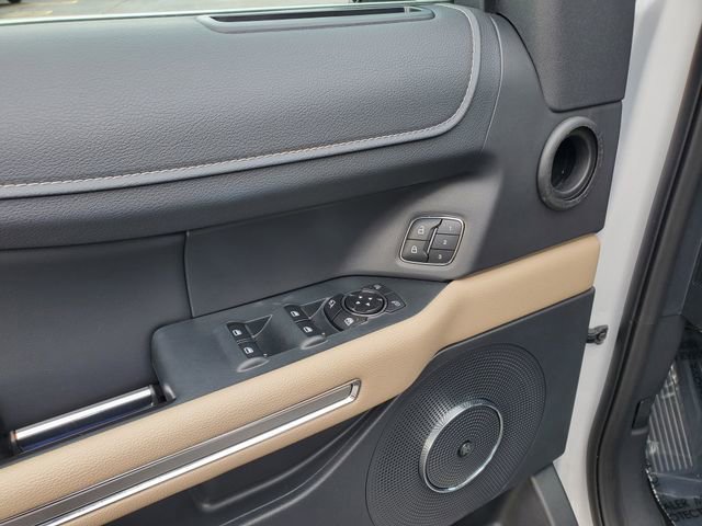 Used 2023 Ford Expedition Limited image 11