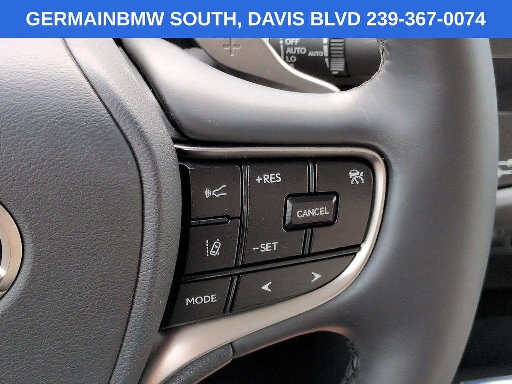Used 2024 Lexus ES 350 w/ Premium Package FWD image 28