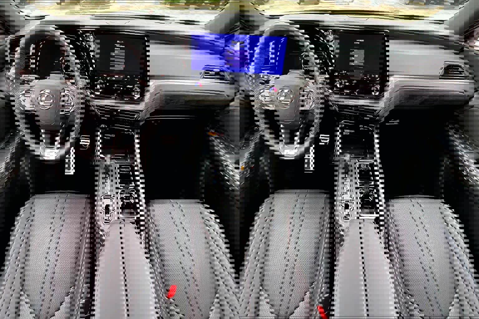 Used 2025 Lexus TX 350 AWD w/ Technology Package image 16