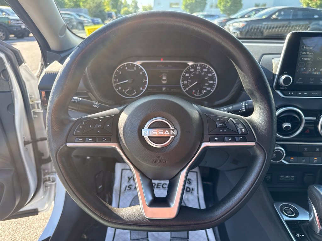 Used 2024 Nissan Sentra SV FWD image 25