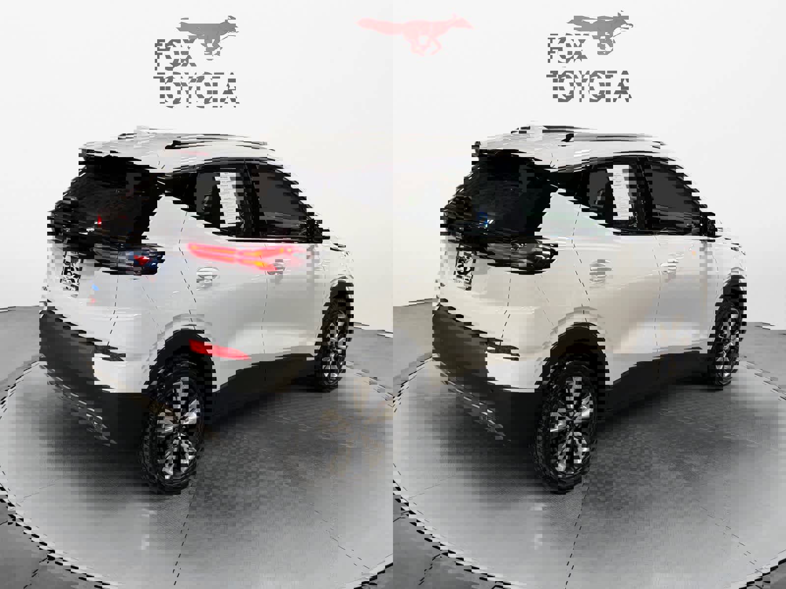 Used 2023 Chevrolet Bolt EUV LT w/ Convenience Package image 6