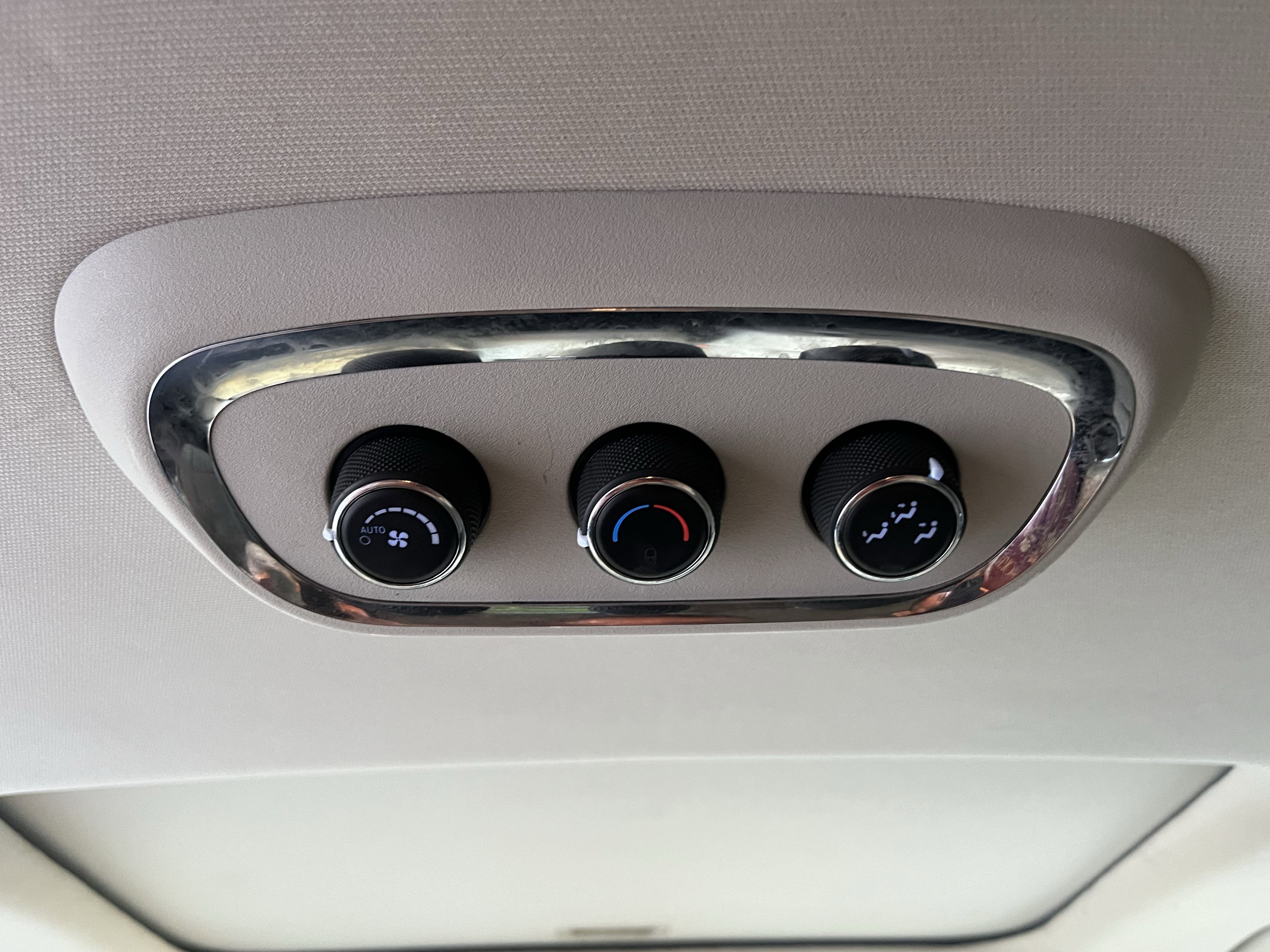 Used 2017 Dodge Durango Citadel w/ Technology Group image 27