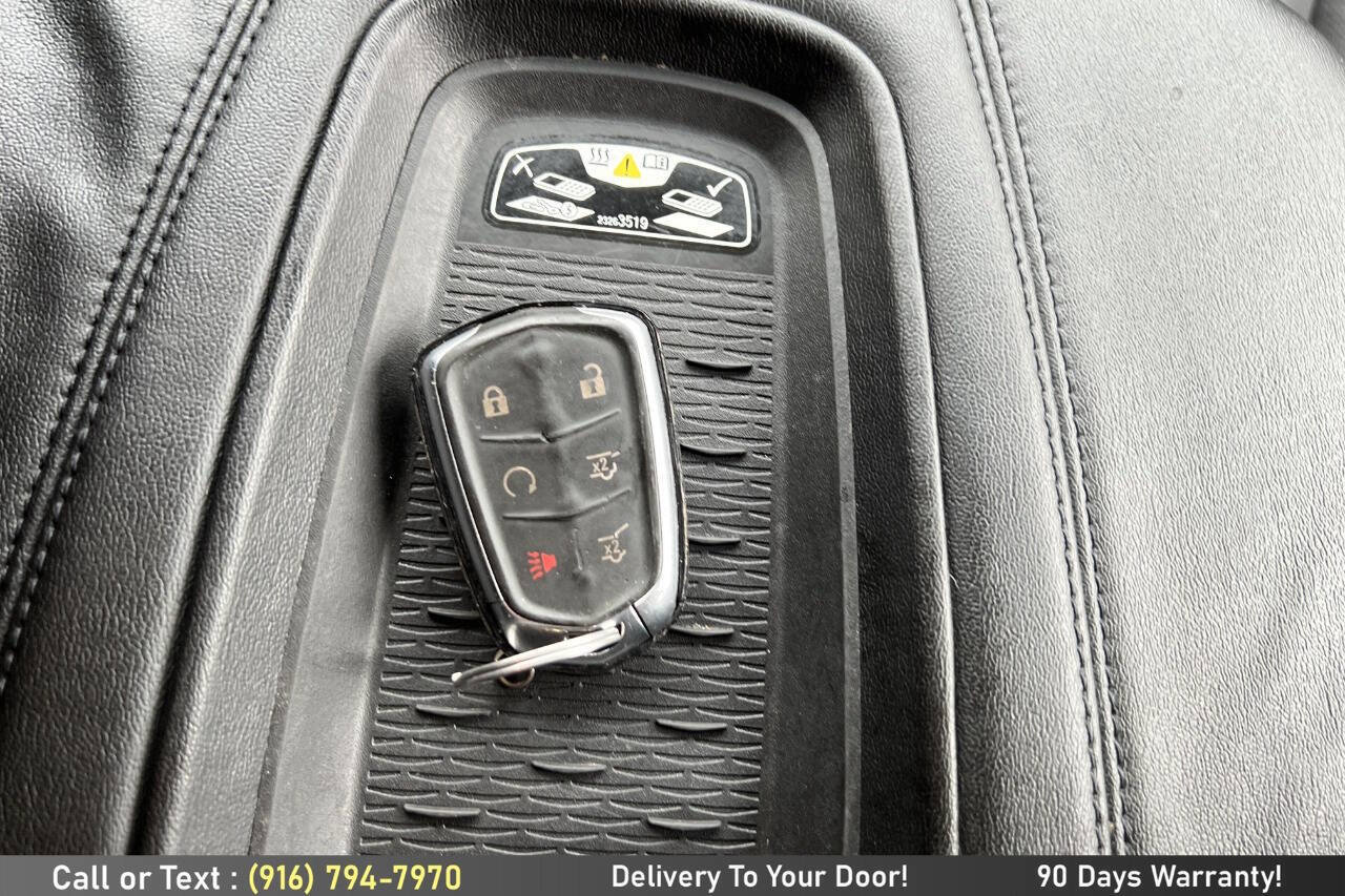 Used 2015 Cadillac Escalade 2WD image 19