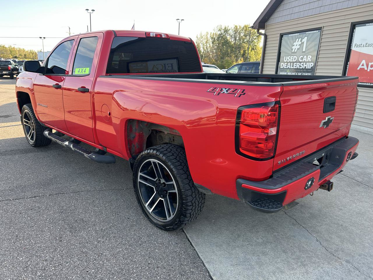 Used 2018 Chevrolet Silverado 1500 Custom w/ LPO, Black Pack AWD/4WD image 7