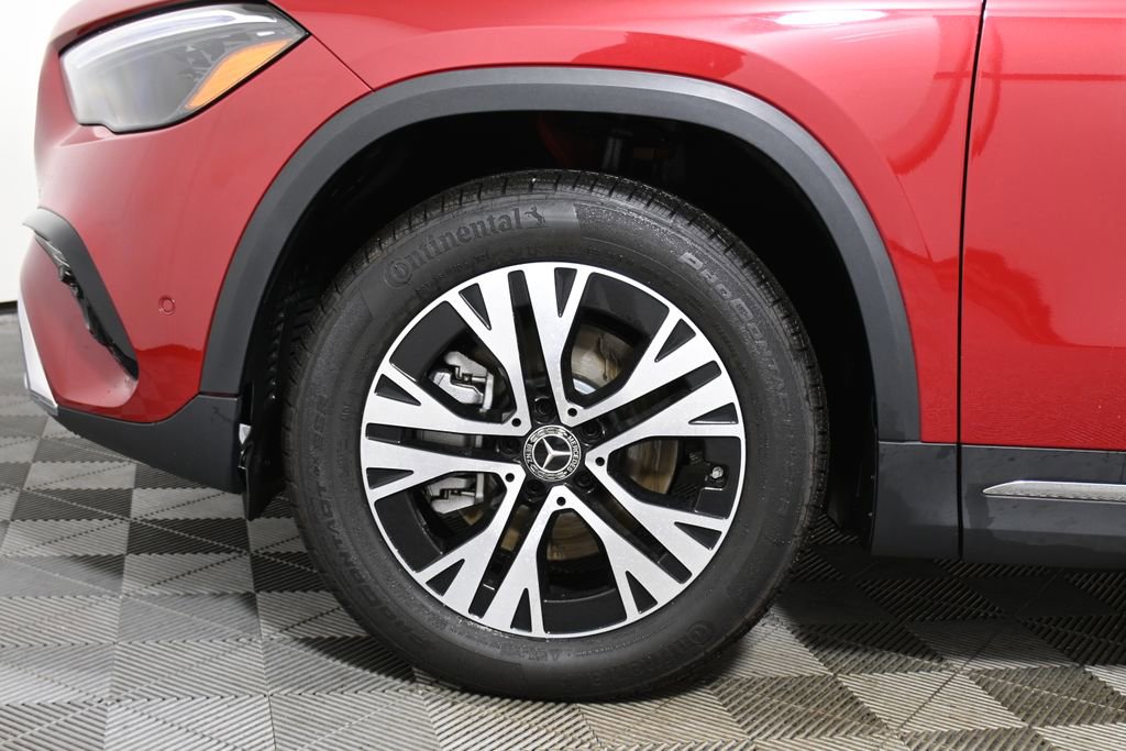 Certified 2025 Mercedes-Benz GLA 250 4MATIC image 11