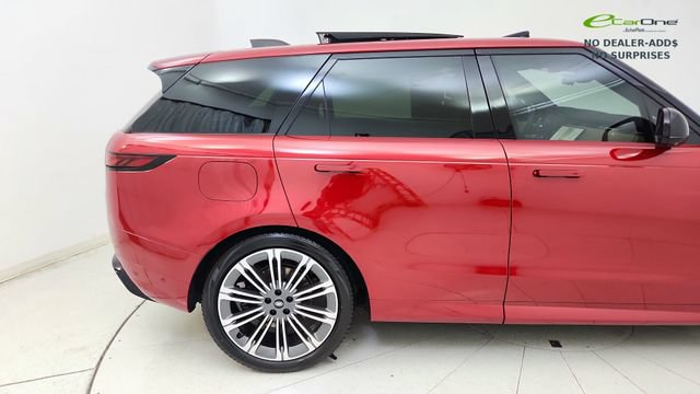 Used 2024 Land Rover Range Rover Sport Dynamic SE AWD/4WD image 7