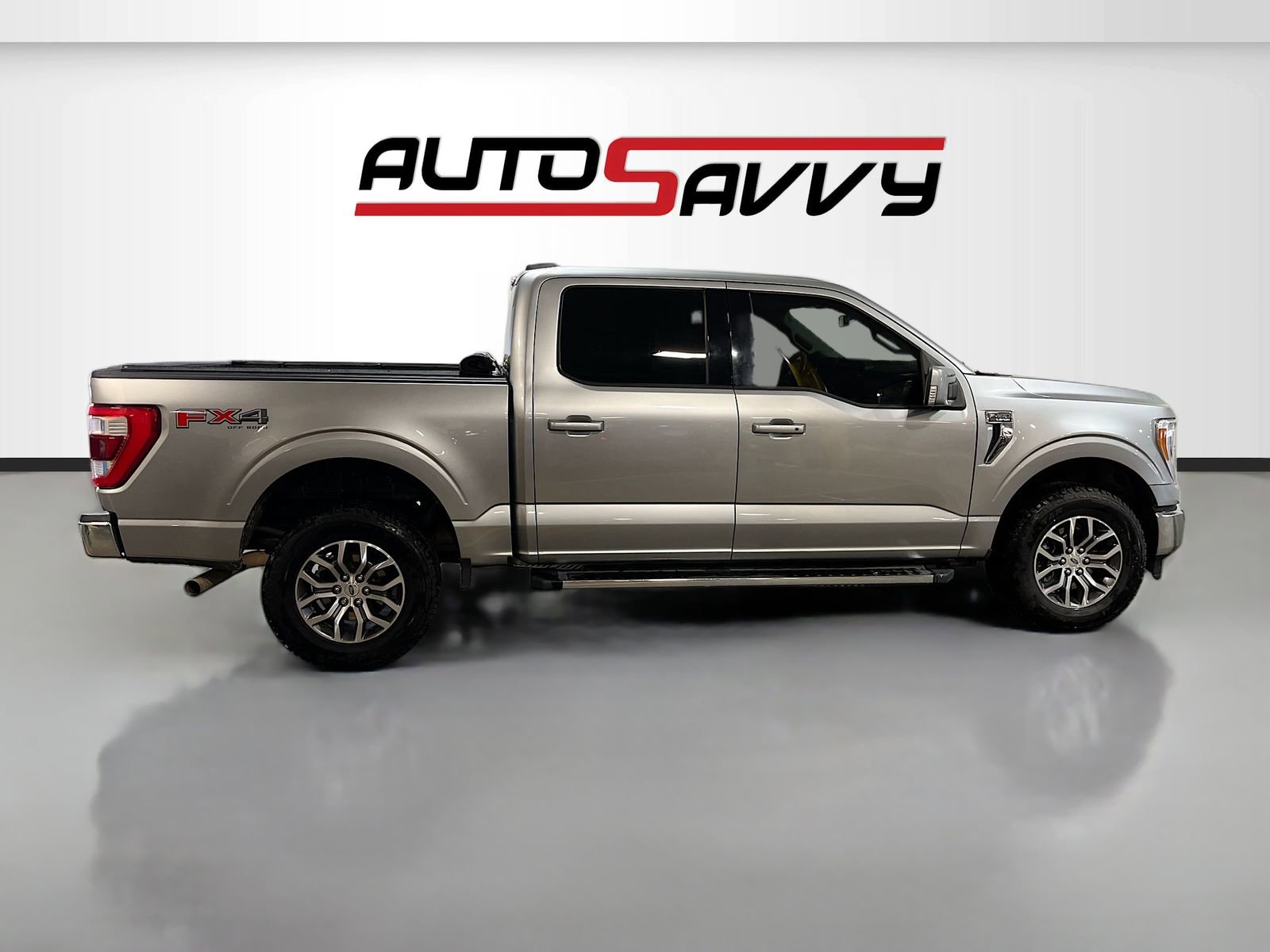 Used 2021 Ford F150 Lariat w/ FX4 Off-Road Package image 8