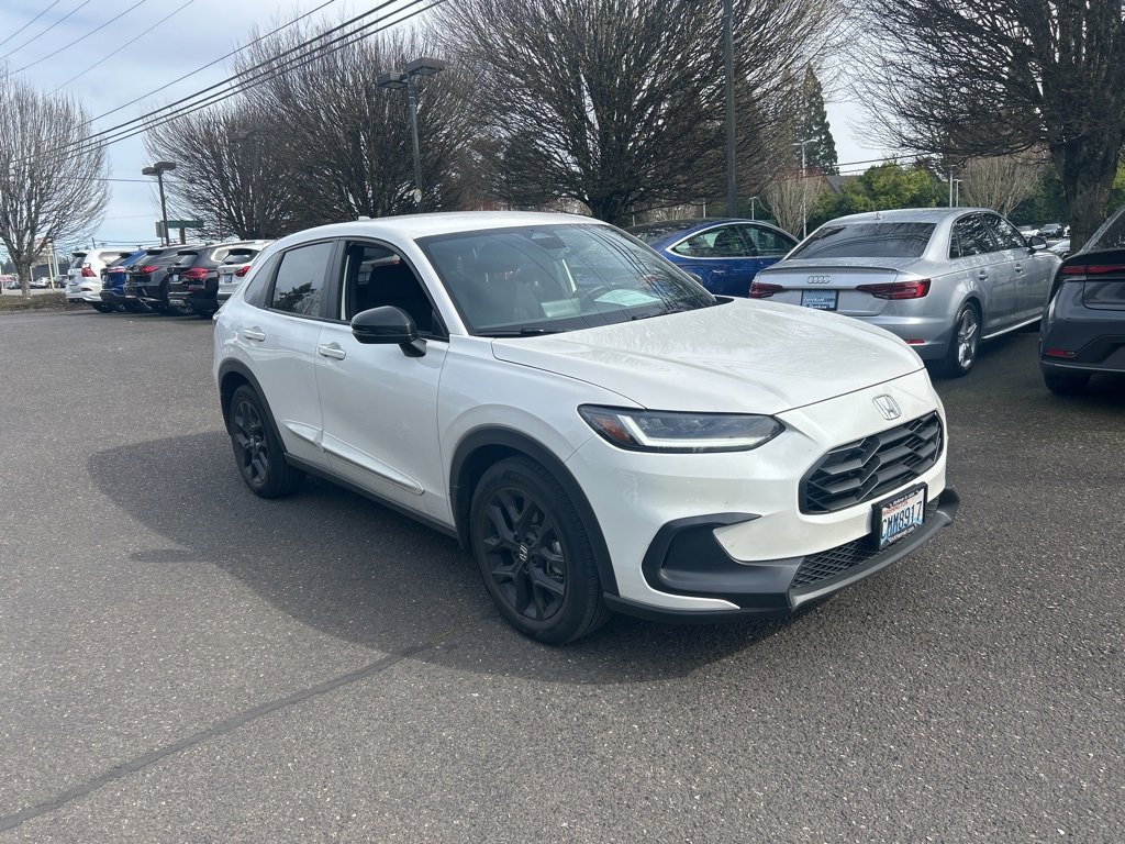 Used 2024 Honda HR-V Sport image 2