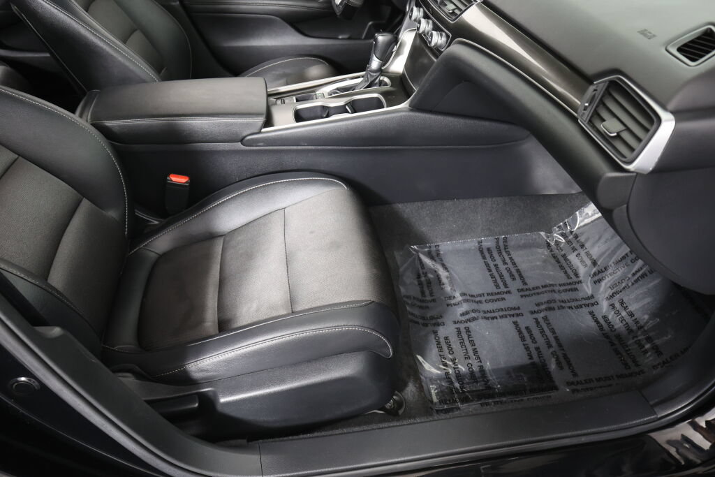 Used 2019 Honda Accord Sport image 26