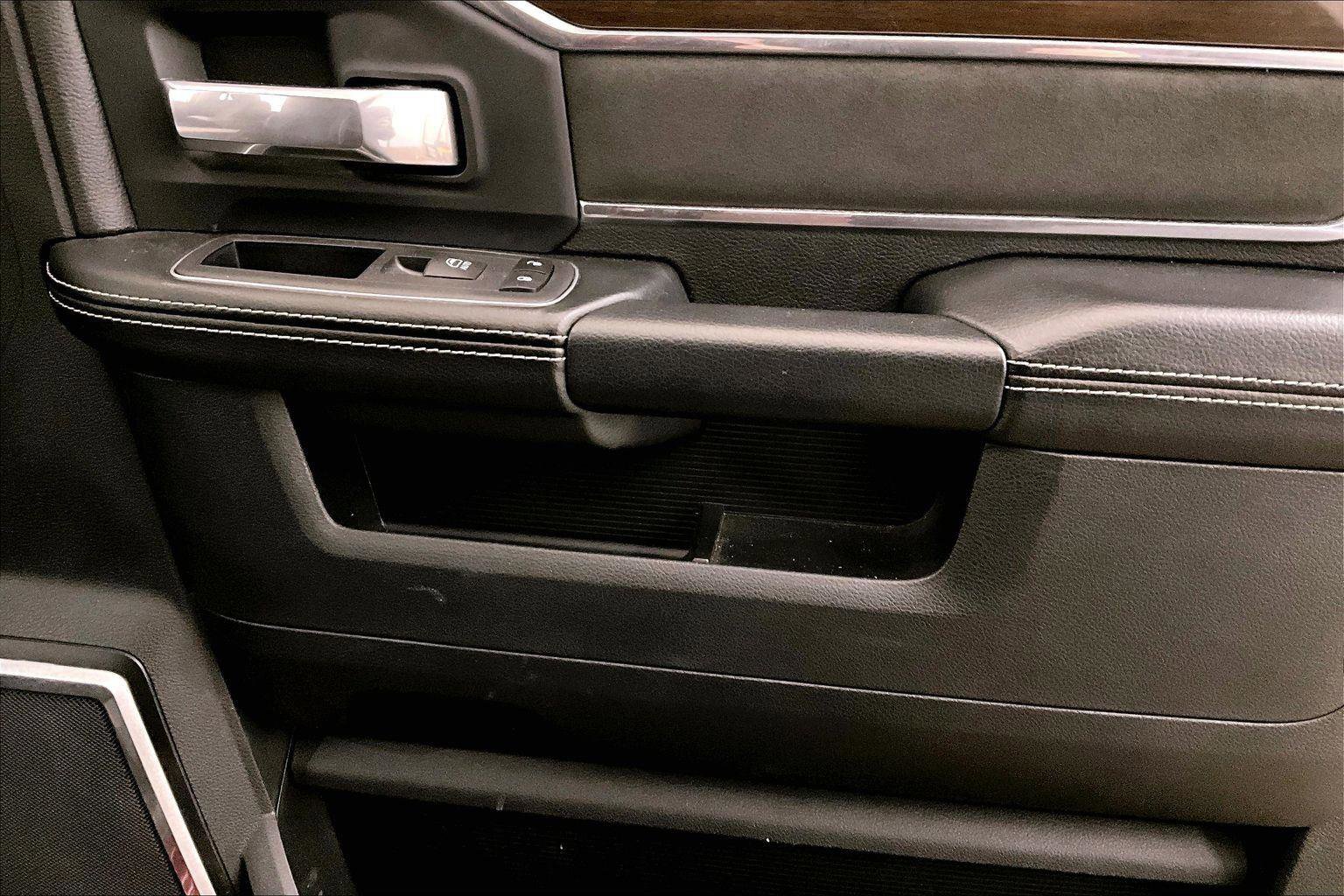 Used 2024 RAM 3500 Laramie image 23