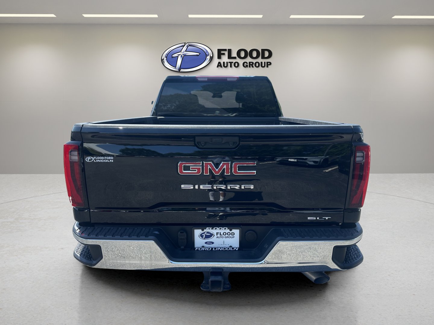Used 2026 GMC Sierra 2500 SLT w/ SLT Convenience Package AWD/4WD image 6