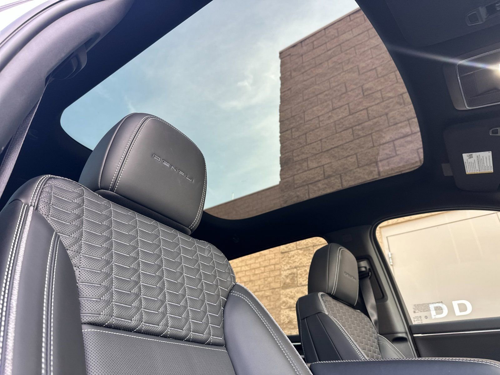 New 2025 GMC Sierra EV Denali image 16