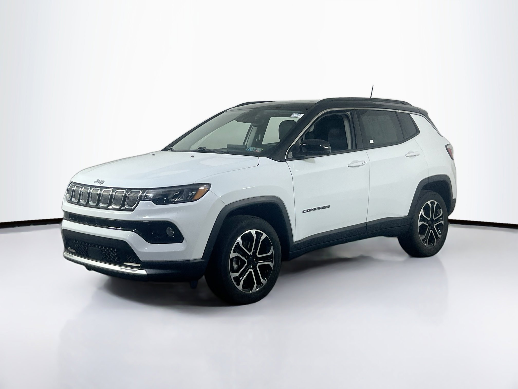 Used 2022 Jeep Compass Limited w/ Sun and Sound Group AWD/4WD image 1