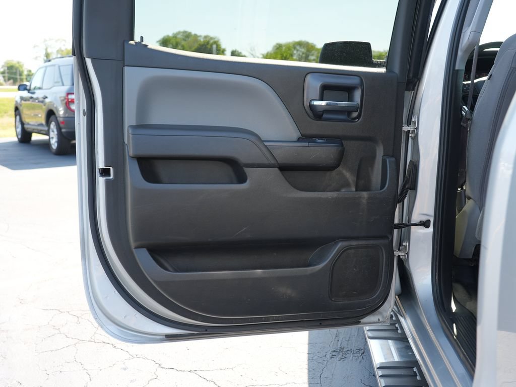 Used 2017 Chevrolet Silverado 1500 W/T w/ Trailering Package AWD/4WD image 18