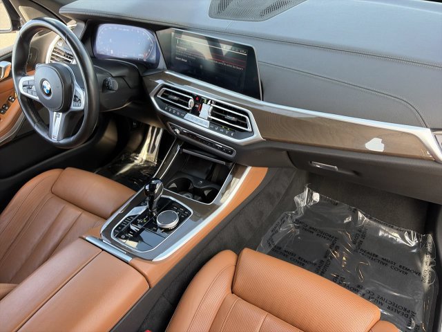 Used 2022 BMW X5 M50i AWD/4WD image 13