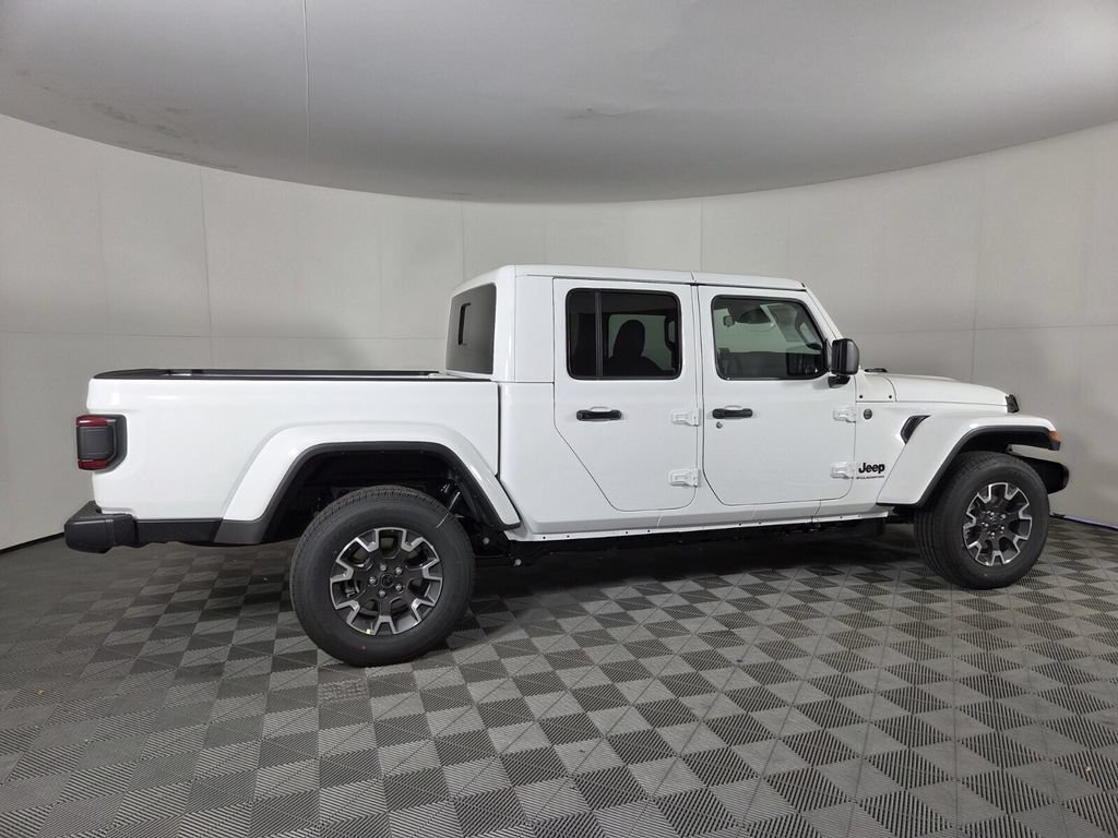 New 2026 Jeep Gladiator Sport AWD/4WD image 4