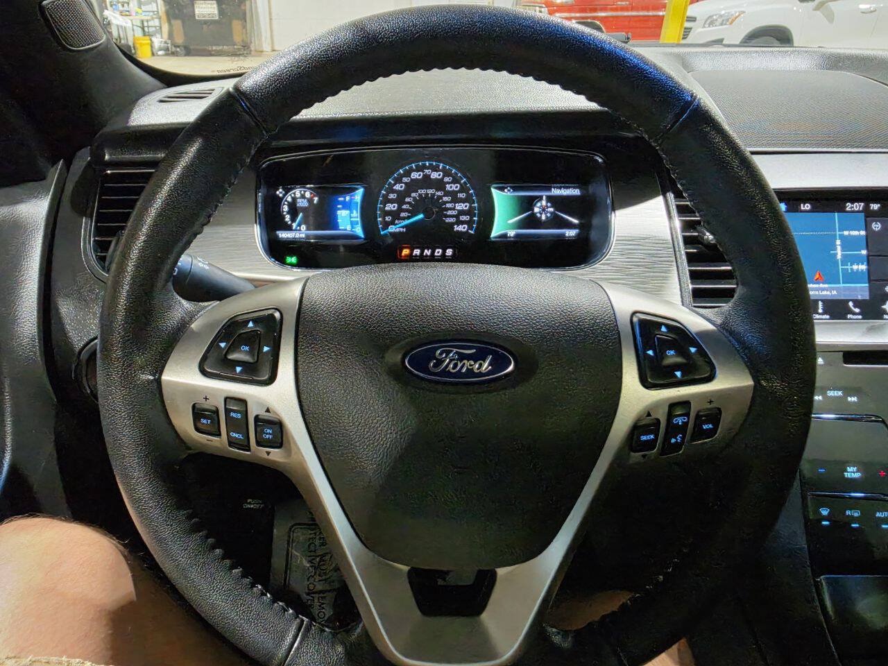 Used 2016 Ford Taurus SEL FWD image 36