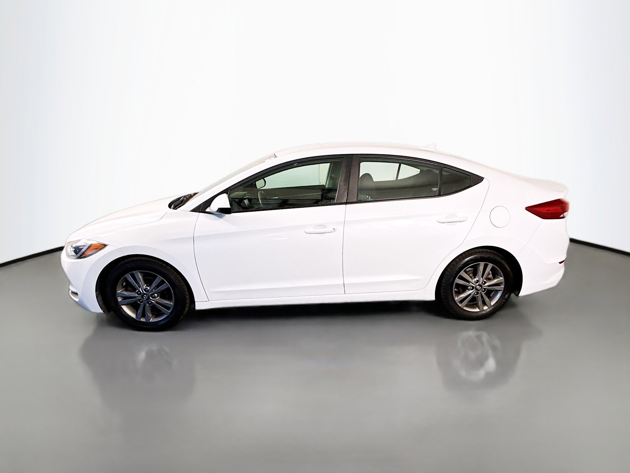 Used 2018 Hyundai Elantra SEL image 6