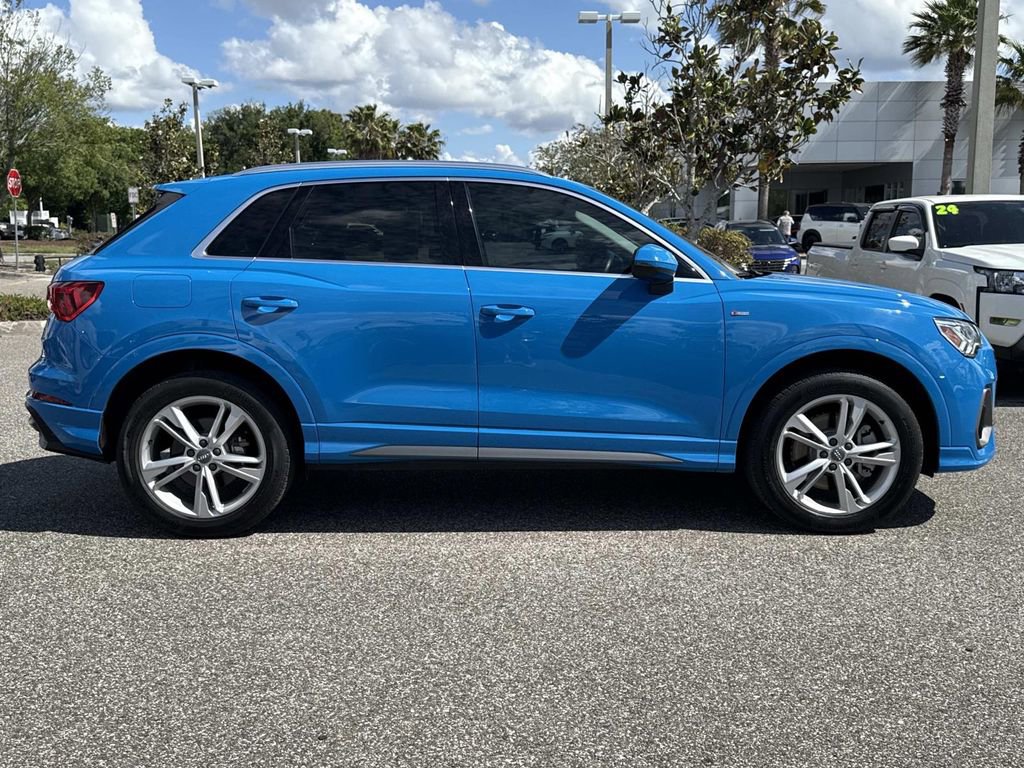 Used 2020 Audi Q3 2.0T Premium Plus AWD/4WD image 2