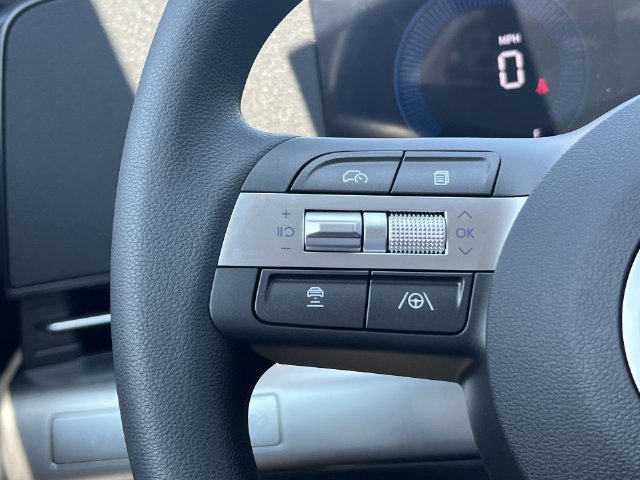 Used 2027 Hyundai Kona SE FWD image 25