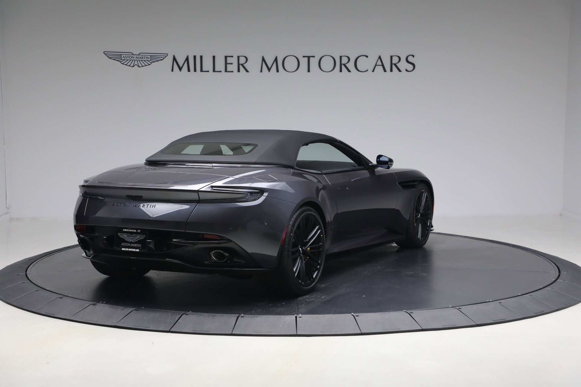 New 2026 Aston Martin DB12 Convertible image 19