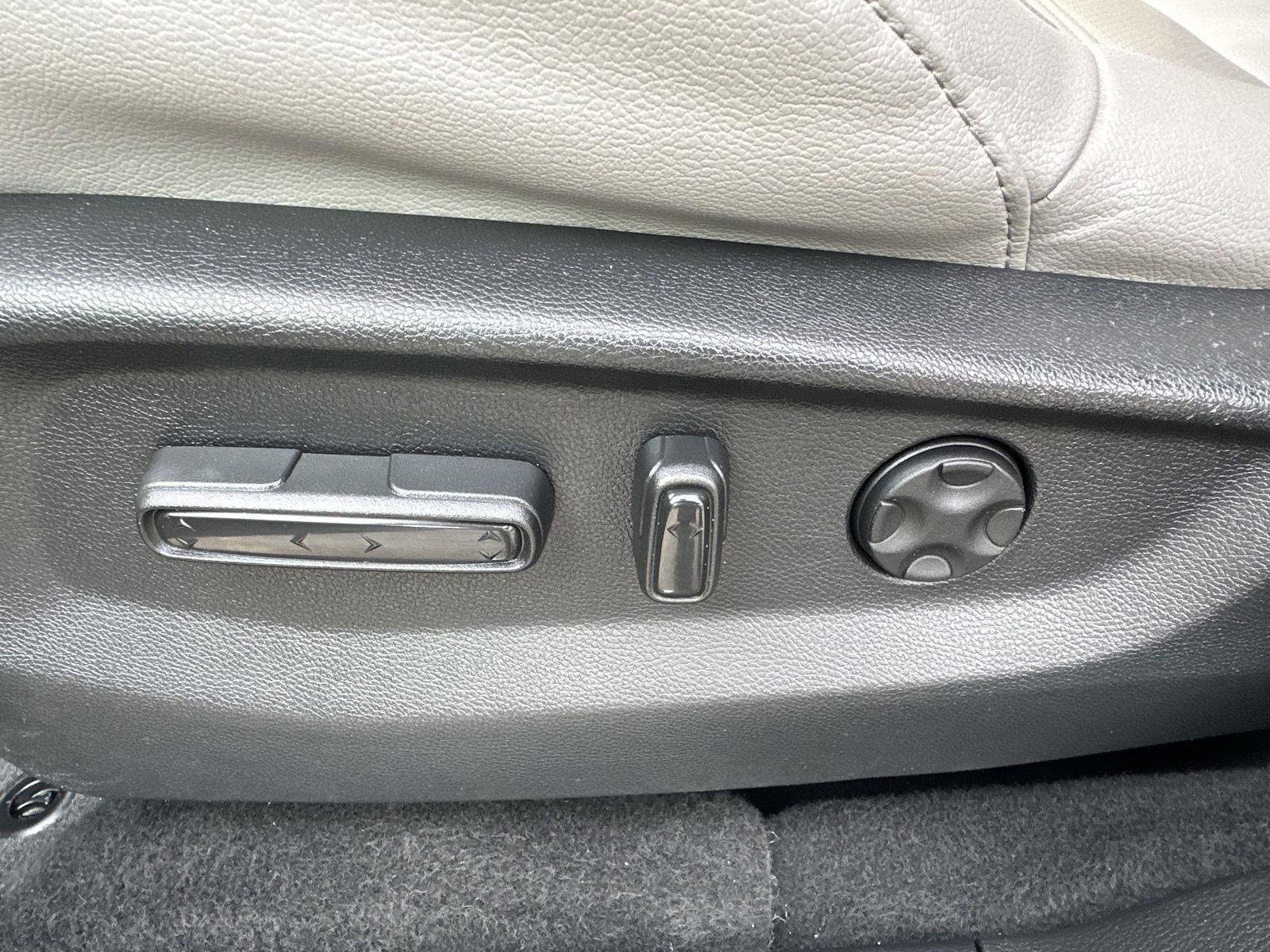 Used 2017 Honda CR-V EX-L image 31