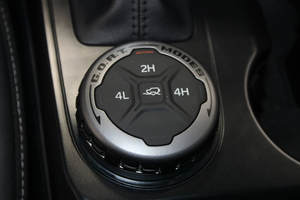 Used 2025 Ford Bronco Outer Banks AWD/4WD image 51
