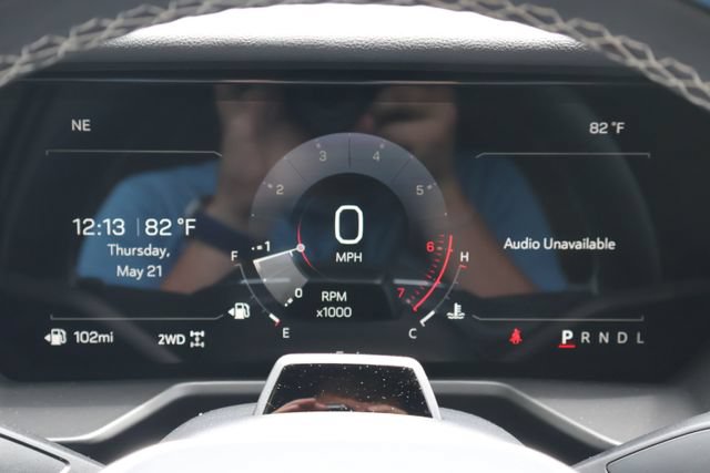 New 2026 GMC Acadia Denali Ultimate w/ LPO, Floor Liner Package AWD/4WD image 9