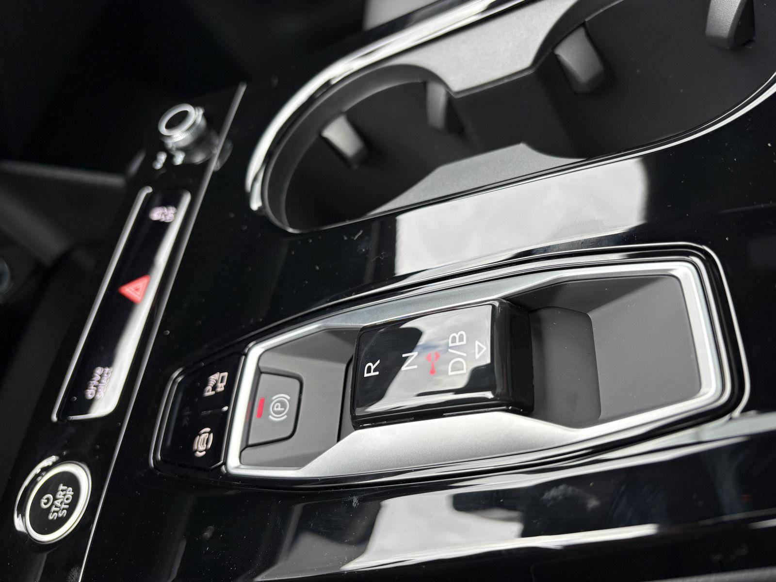 New 2027 Audi A6 e-tron Premium Plus image 18