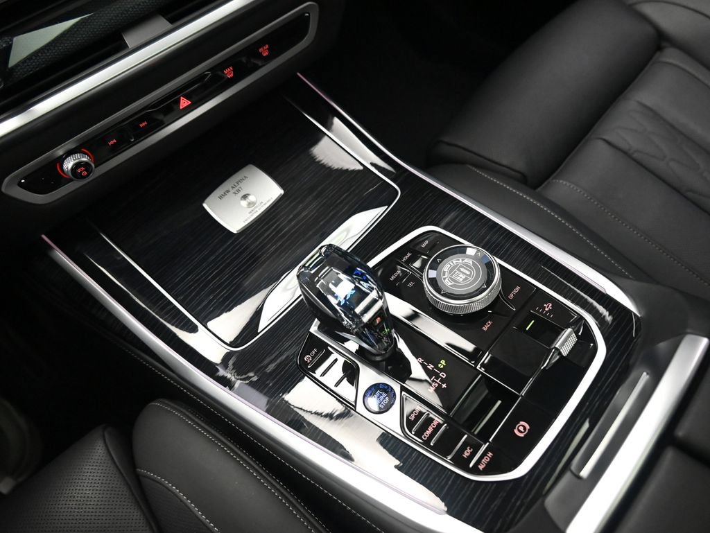 Used 2025 BMW ALPINA XB7 AWD/4WD image 22