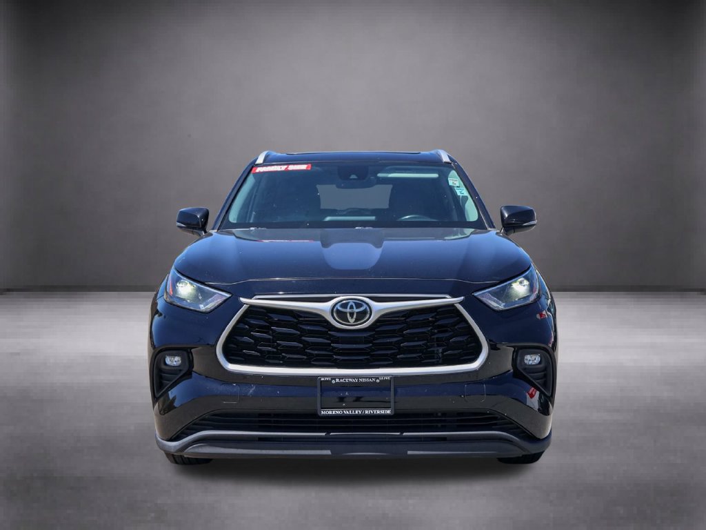 Used 2023 Toyota Highlander XLE FWD image 10