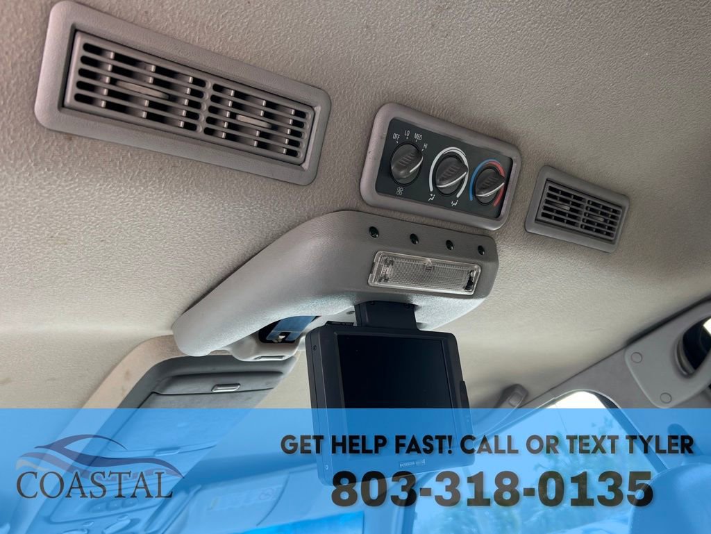 Used 1999 Chevrolet Suburban 4WD w/ Preferred Equipment Group 3 image 16