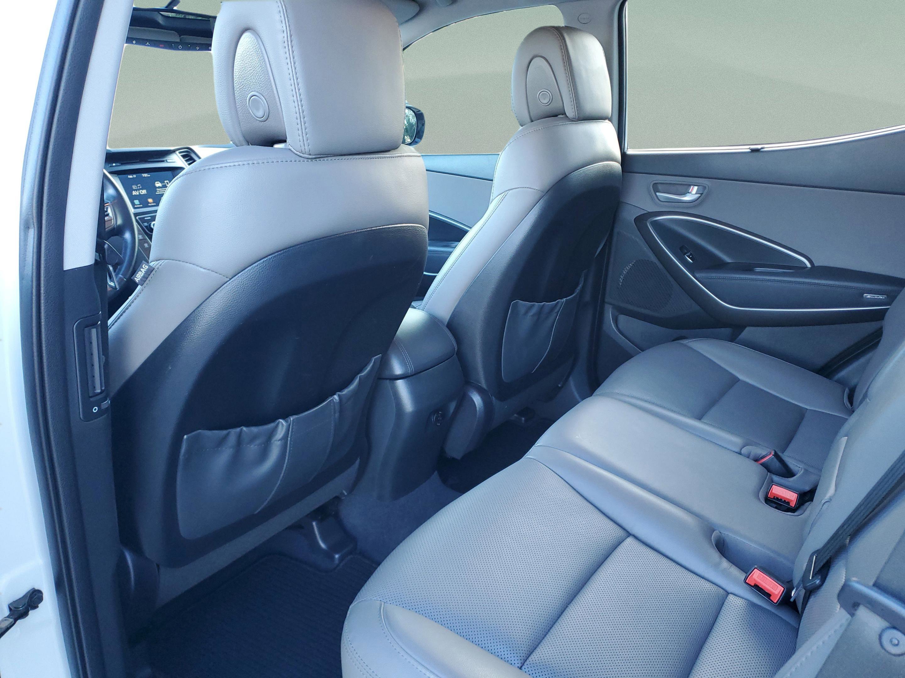 Used 2018 Hyundai Santa Fe Sport image 7