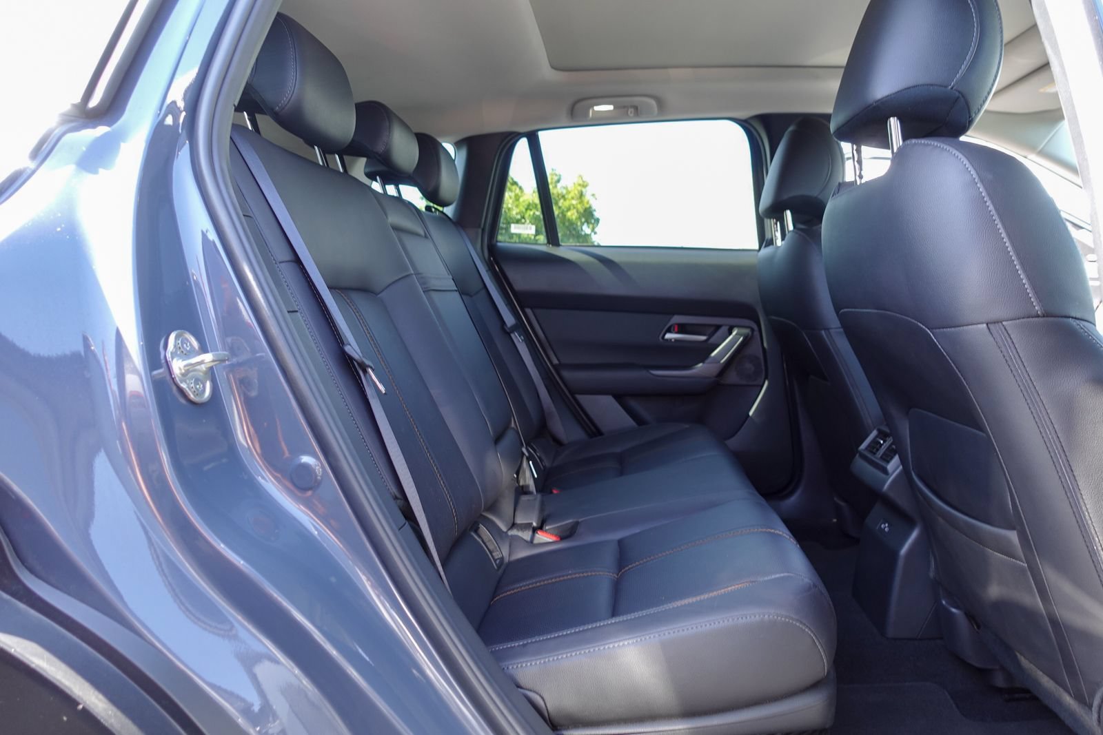 Certified 2025 MAZDA CX-50 AWD 2.5 Hybrid w/ Premium Pkg image 16