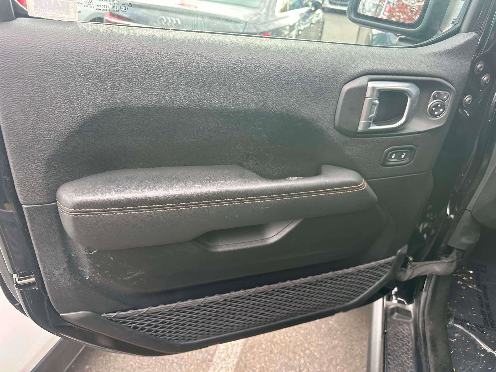 Used 2021 Jeep Gladiator Mojave image 16