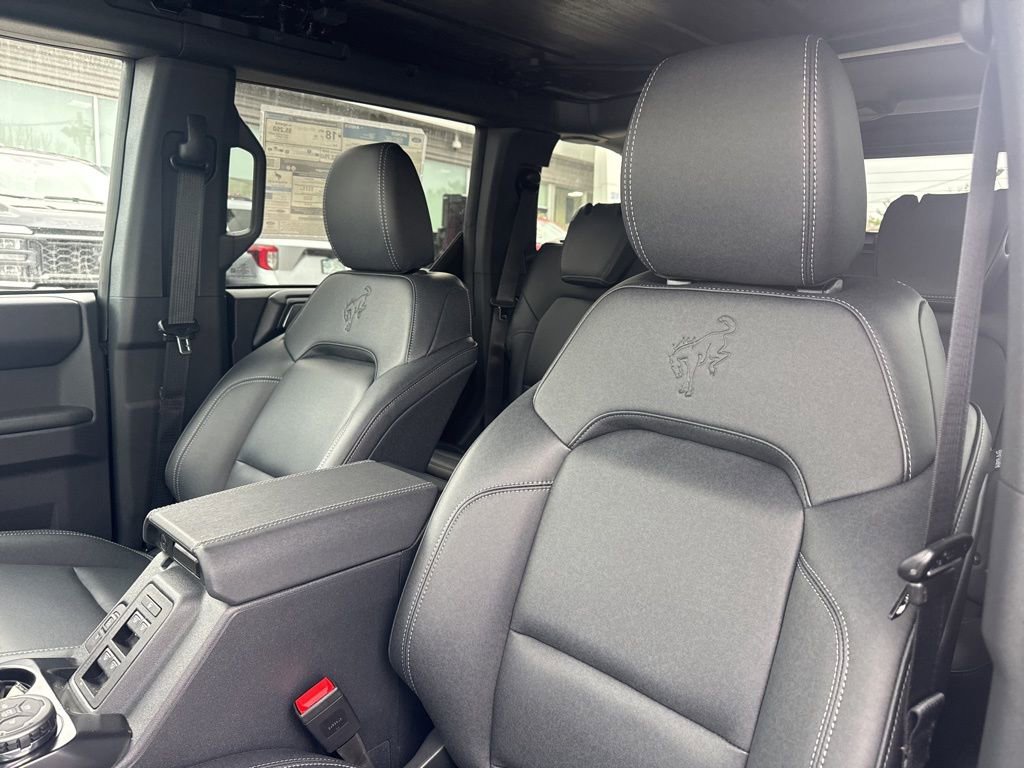 New 2026 Ford Bronco Badlands image 12