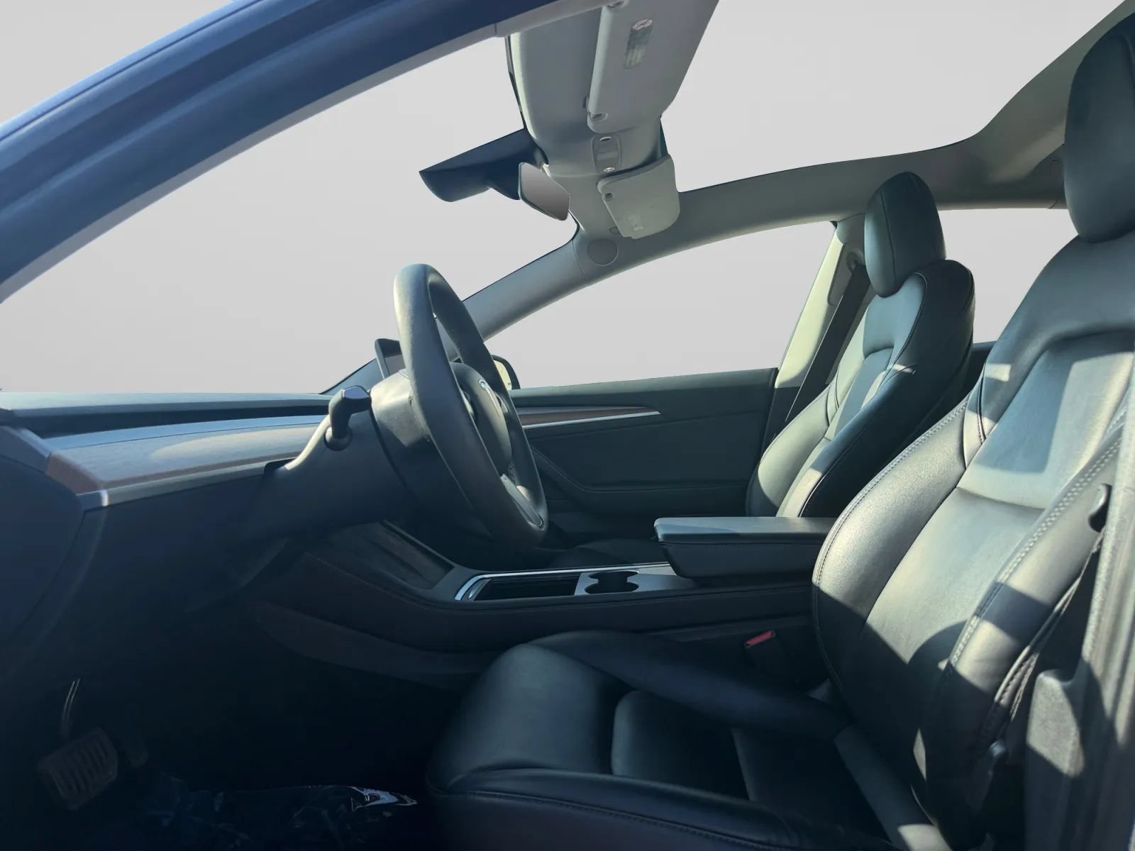 Used 2021 Tesla Model 3 Standard Range Plus RWD image 16