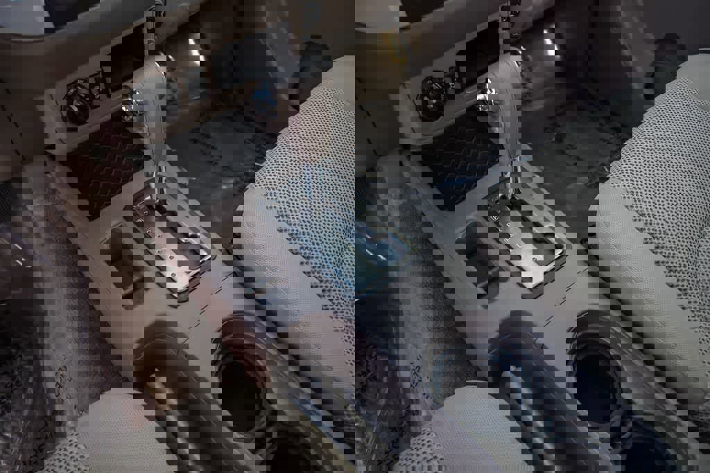 Used 2018 Nissan Frontier SV image 20