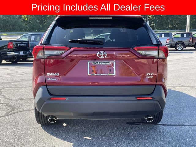 Used 2022 Toyota RAV4 XLE Premium AWD/4WD image 4