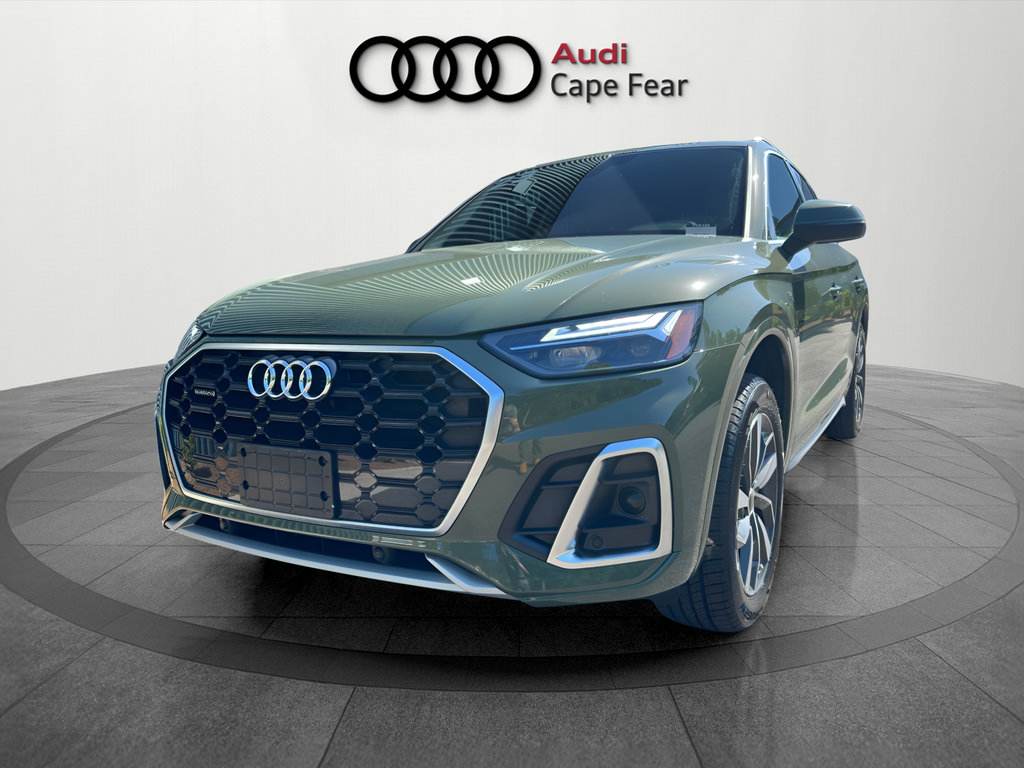 Used 2023 Audi Q5 2.0T Premium w/ Convenience Package AWD/4WD image 1