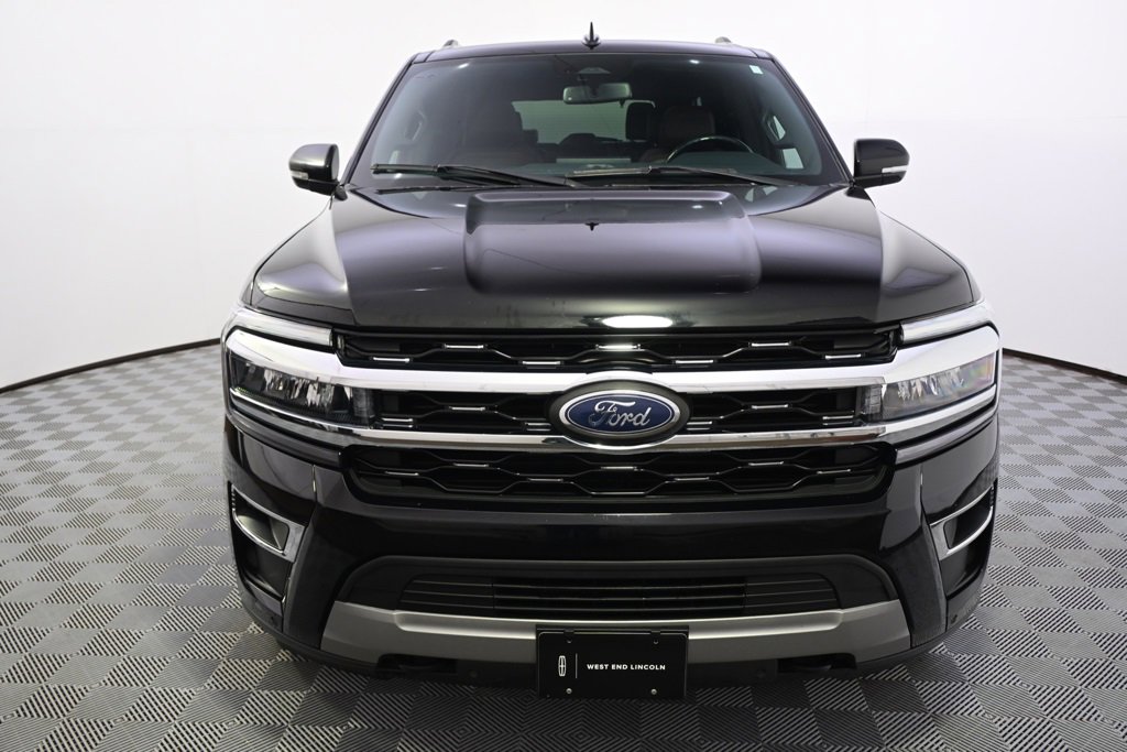 Used 2023 Ford Expedition Limited image 10