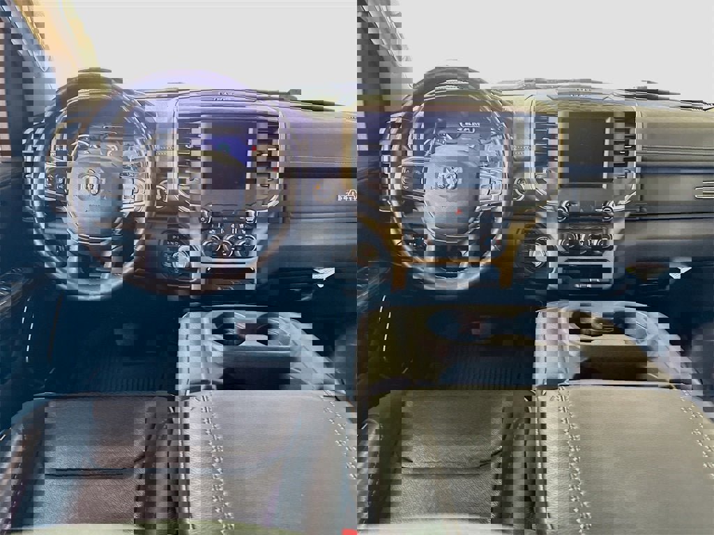 Used 2019 RAM 1500 Laramie image 2