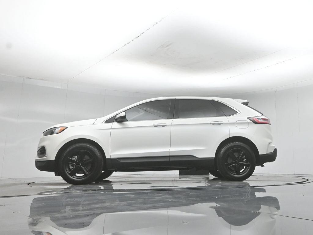 Certified 2023 Ford Edge SEL w/ Convenience Package AWD/4WD image 8